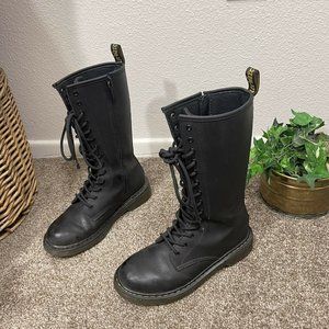 Dr Martens Tall Boots Black Leather Kids Size US 3 (14 Eye Lace Up)
